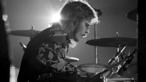 Frank Beard, baterista do ZZ Top, morre aos 77 anos.